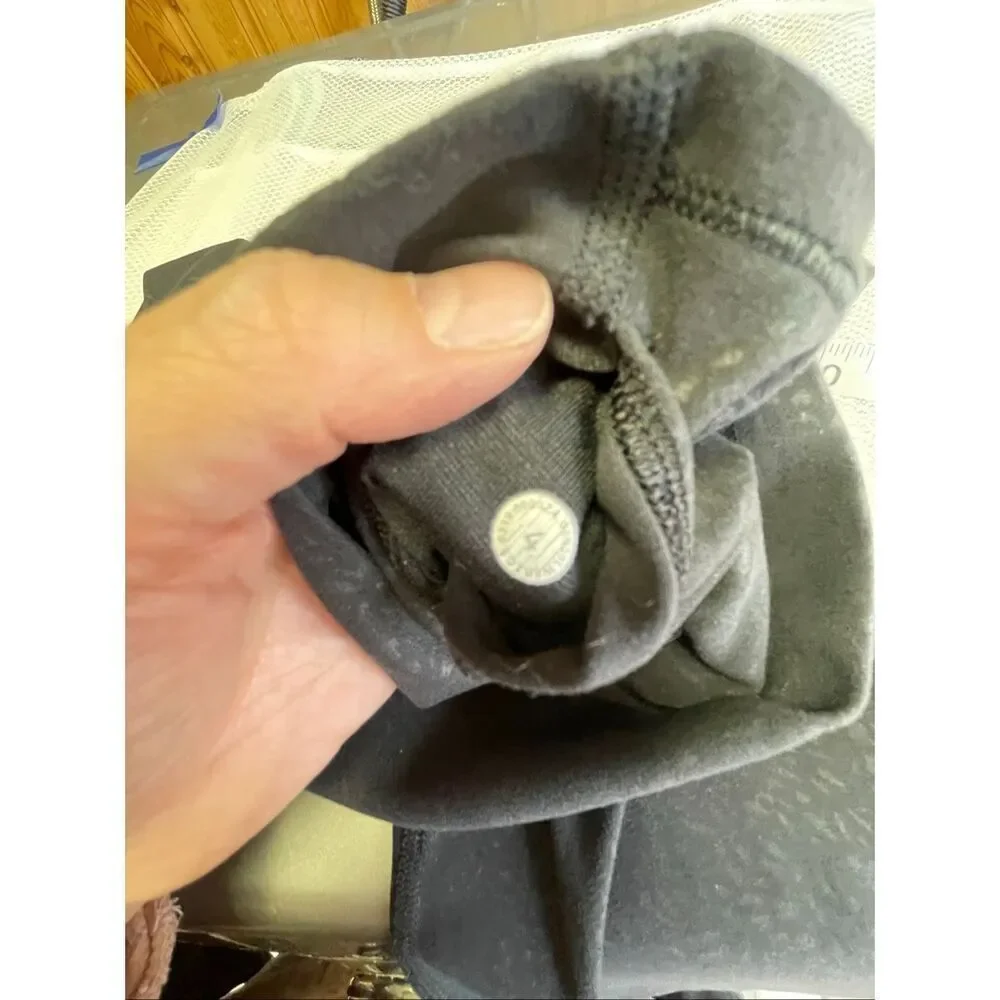 lululemon athletica lululemon black